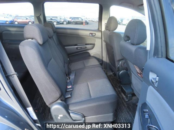 Used 2005 AT toyota wish ZNE10G Image[18]