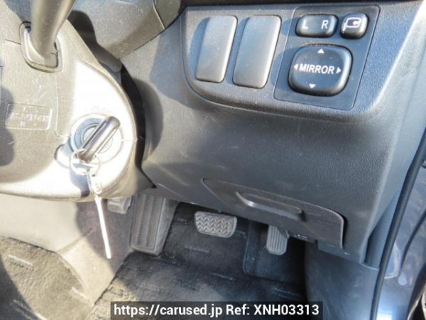 Used 2005 AT toyota wish ZNE10G Image[26]