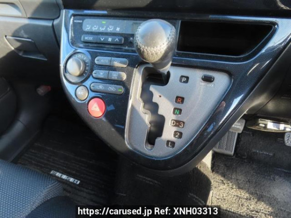 Used 2005 AT toyota wish ZNE10G Image[30]