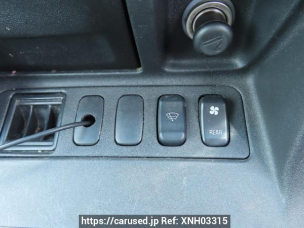 Used 2003 AT mitsubishi pajero V73W Image[32]