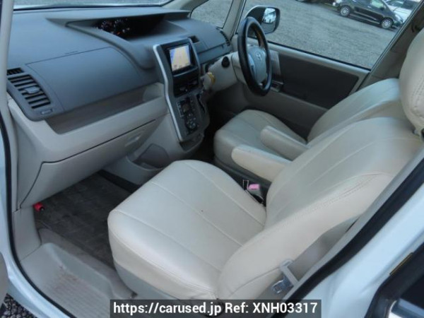 Used 2008 AT toyota noah ZRR70W Image[16]