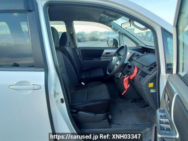 Used 2008 AT toyota noah ZRR70W Image[13]