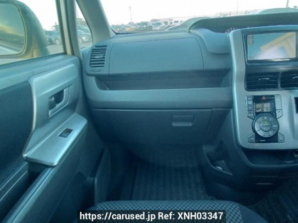 Used 2008 AT toyota noah ZRR70W Image[19]