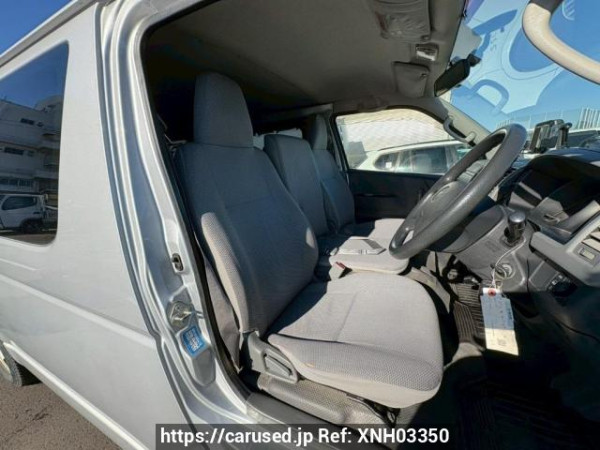 Used 2006 AT toyota hiace-van TRH200V Image[14]