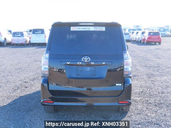 Used 2007 AT toyota voxy ZRR70W Image[5]