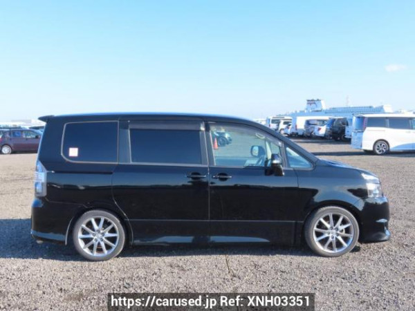 Used 2007 AT toyota voxy ZRR70W Image[7]