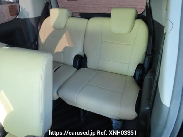 Used 2007 AT toyota voxy ZRR70W Image[24]