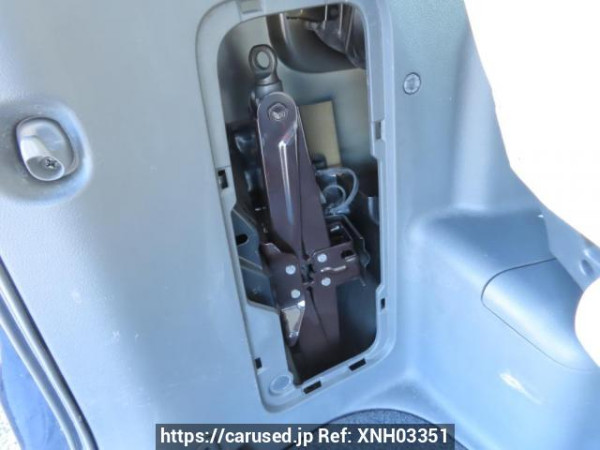 Used 2007 AT toyota voxy ZRR70W Image[52]