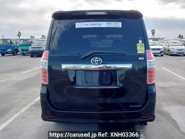 Used 2010 AT toyota noah ZRR70W Image[5]