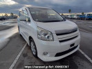 Toyota Noah ZRR70W