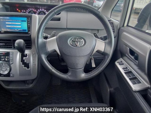 Used 2007 AT toyota noah ZRR70W Image[20]