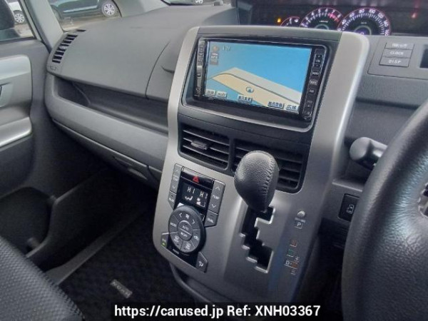 Used 2007 AT toyota noah ZRR70W Image[21]