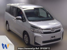 Toyota Voxy ZRR85G