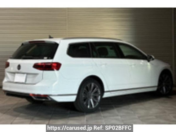Used 2024 AT volkswagen passat-variant 3CDFH Image[1]