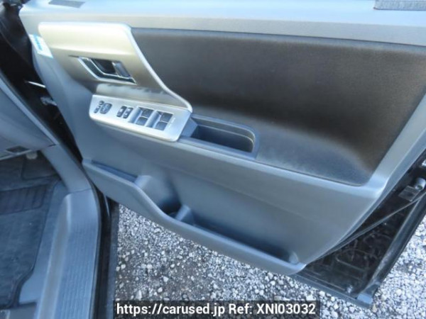 Used 2009 AT toyota voxy ZRR70W Image[25]