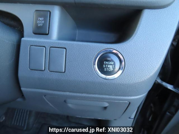 Used 2009 AT toyota voxy ZRR70W Image[29]