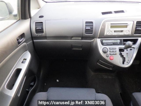 Used 2005 AT toyota wish ZNE10G Image[19]