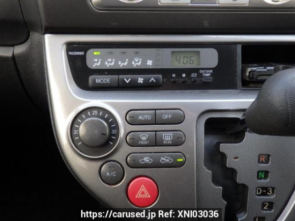 Used 2005 AT toyota wish ZNE10G Image[25]