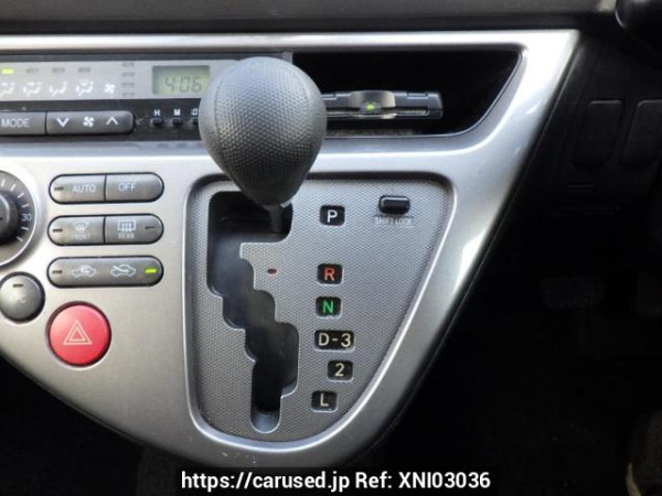 Used 2005 AT toyota wish ZNE10G Image[26]
