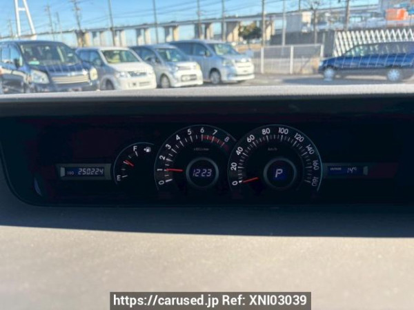 Used 2009 AT toyota noah ZRR75G Image[29]