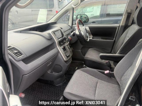 Used 2008 AT toyota noah ZRR70W Image[7]