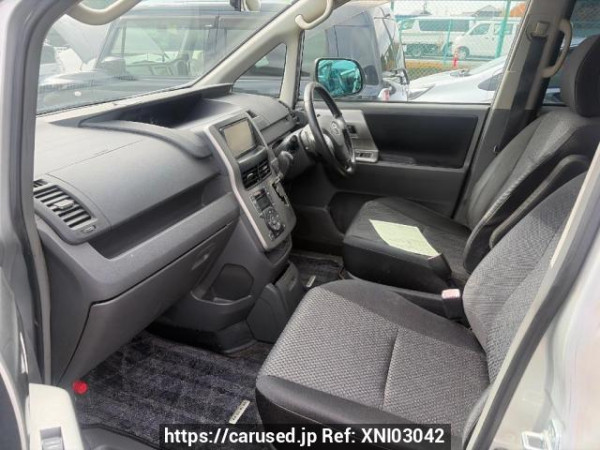 Used 2008 AT toyota noah ZRR70W Image[7]
