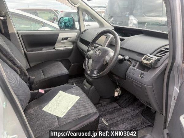 Used 2008 AT toyota noah ZRR70W Image[12]