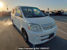 Toyota Noah AZR60G