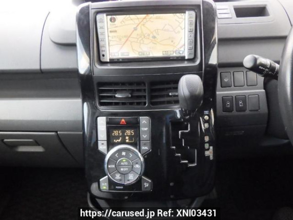 Used 2008 AT toyota noah ZRR70W Image[23]