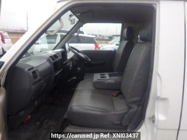 Used 2006 MT mazda bongo-van SK82V Image[12]