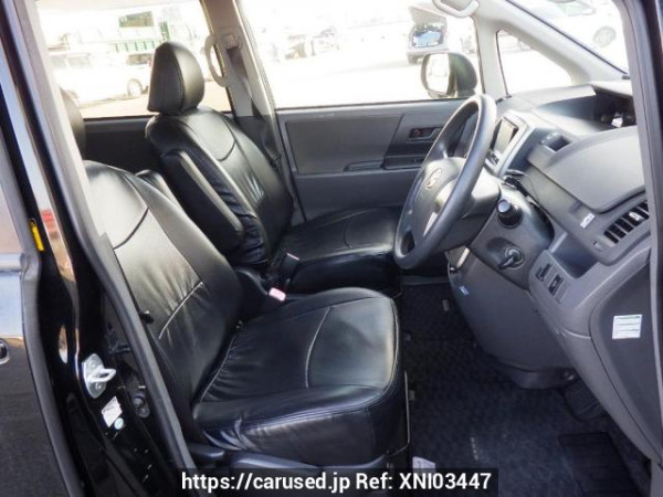 Used 2008 AT toyota noah ZRR70G Image[14]