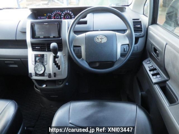 Used 2008 AT toyota noah ZRR70G Image[21]