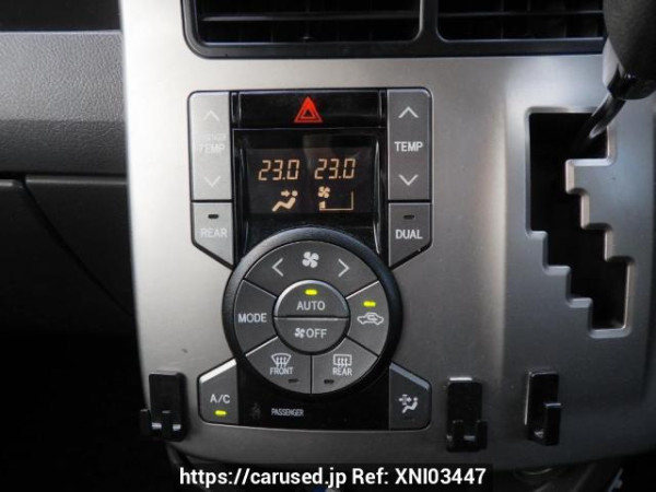 Used 2008 AT toyota noah ZRR70G Image[26]