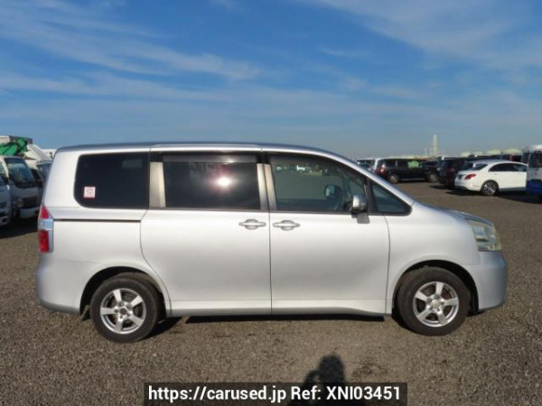 Used 2009 AT toyota noah ZRR70G Image[7]