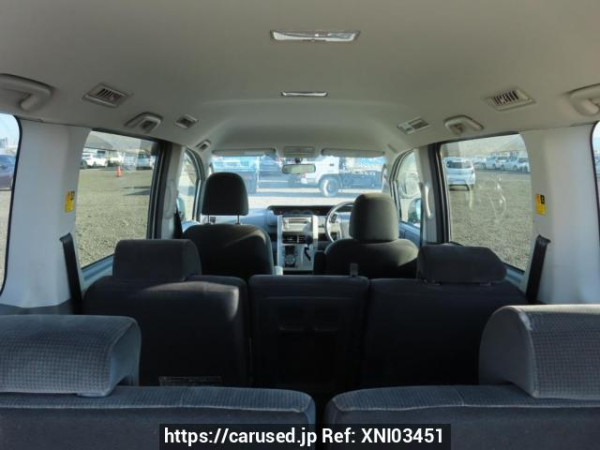 Used 2009 AT toyota noah ZRR70G Image[9]