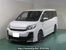 Toyota Noah ZRR80W