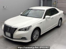 Toyota Crown Hybrid AWS210
