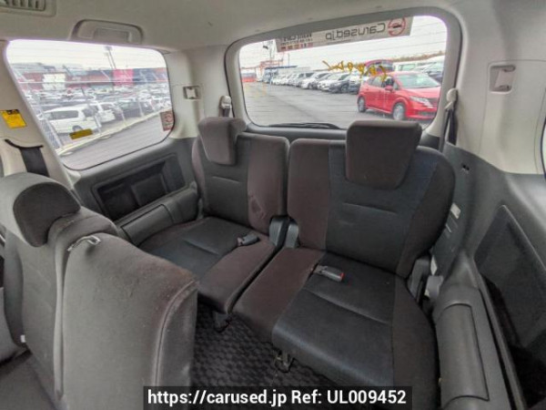 Used 2007 AT toyota voxy ZRR70W Image[16]