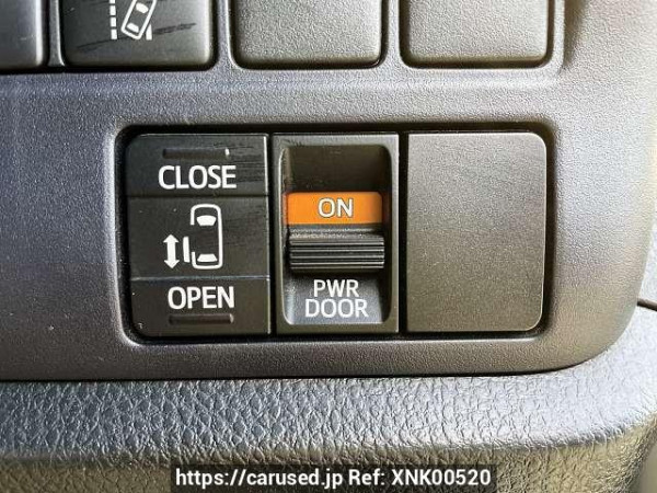 Used 2017 AT toyota noah DBA-ZRR80G Image[9]