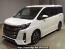 Toyota Noah ZRR80W