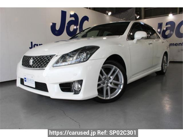2010 Toyota Crown GRS200