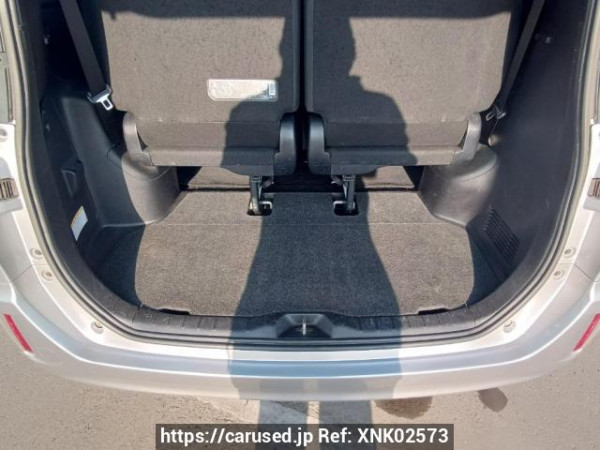 Used 2016 AT toyota noah ZRR80G Image[8]