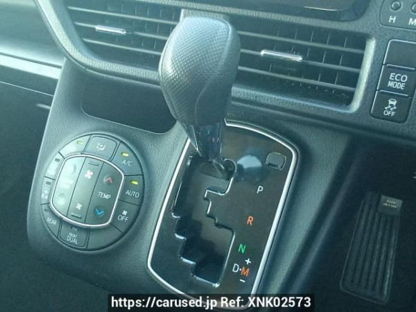 Used 2016 AT toyota noah ZRR80G Image[27]