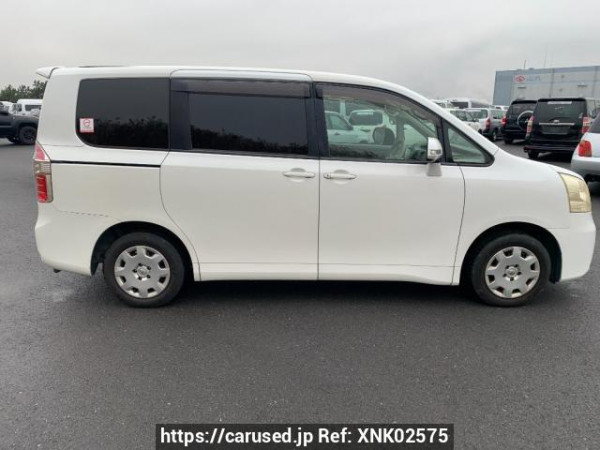 Used 2008 AT toyota noah ZRR70G Image[7]