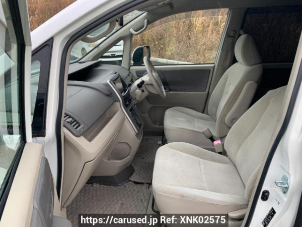 Used 2008 AT toyota noah ZRR70G Image[12]
