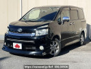 Toyota Voxy DBA-ZRR70W