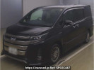 Toyota Noah ZWR80W