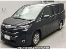 Toyota Noah ZWR90W