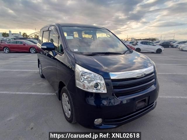 Buy Used 2009 Toyota Noah ZRR70G (XNL02618) - Carused.jp