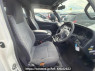 Used 2002 AT toyota hiace-wagon RZH111G Image[8]
